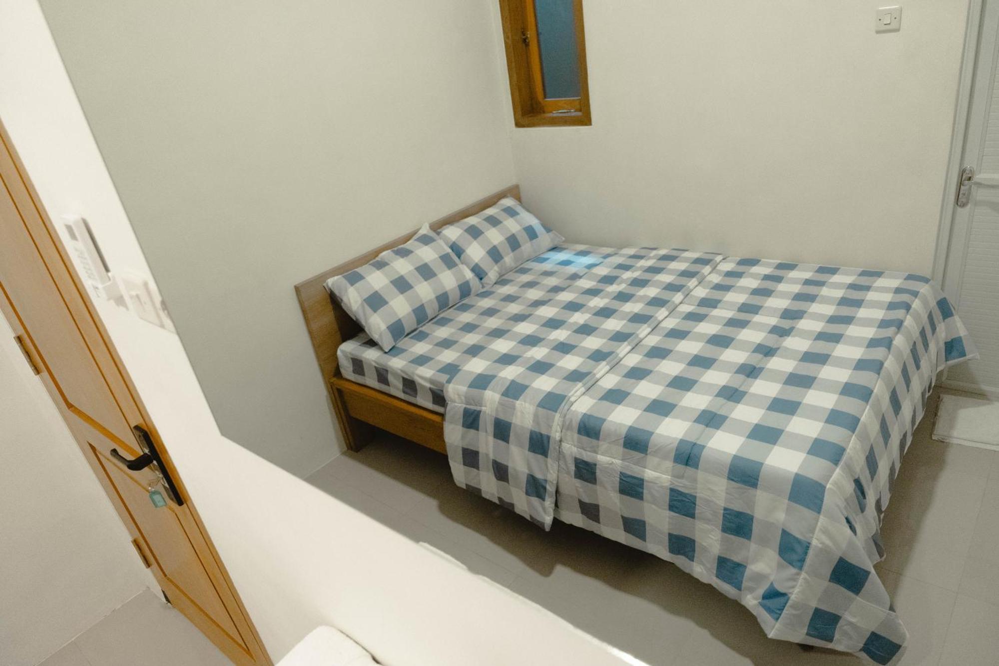 Ninap Hostel バニュワンギ エクステリア 写真