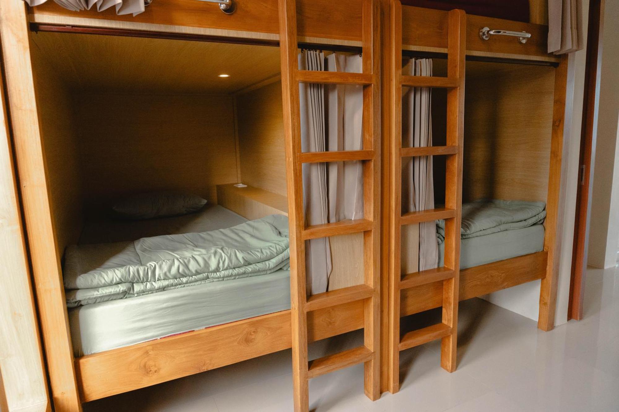 Ninap Hostel バニュワンギ エクステリア 写真